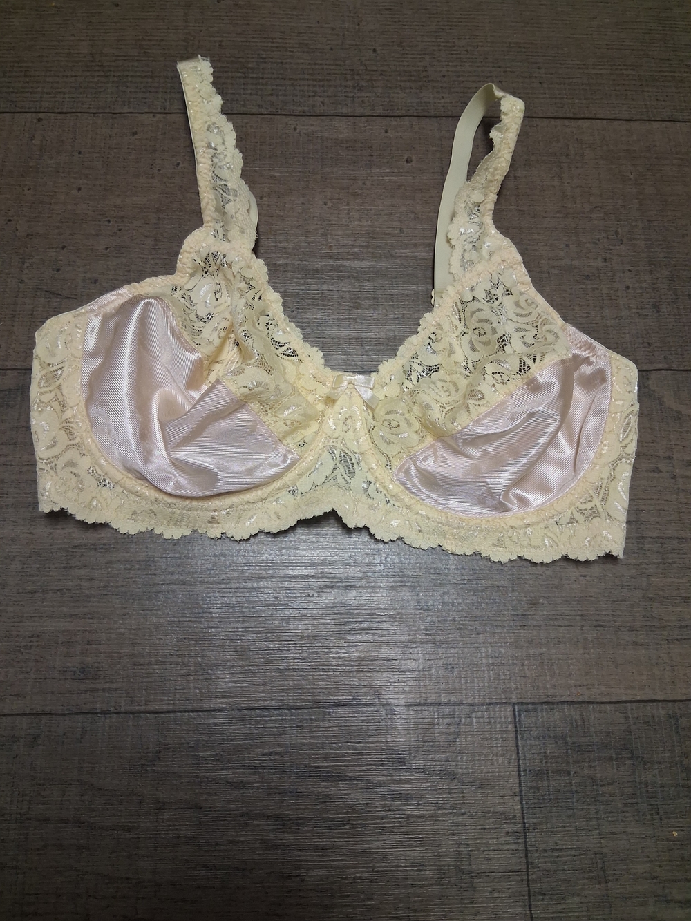 Vintage Boho Y2k Floral Lace & Satin Underwire Sexy Bra in Cream Sz 38D